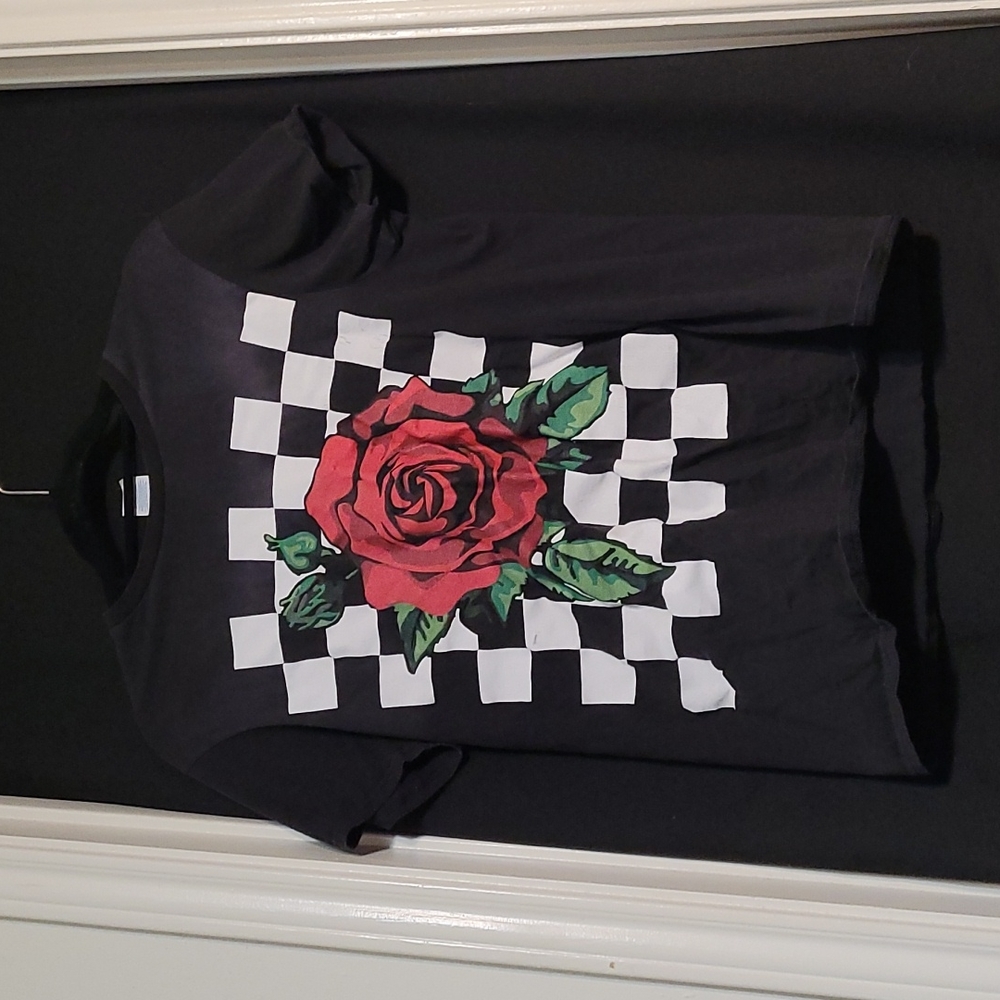 Rose and checkers tshirt